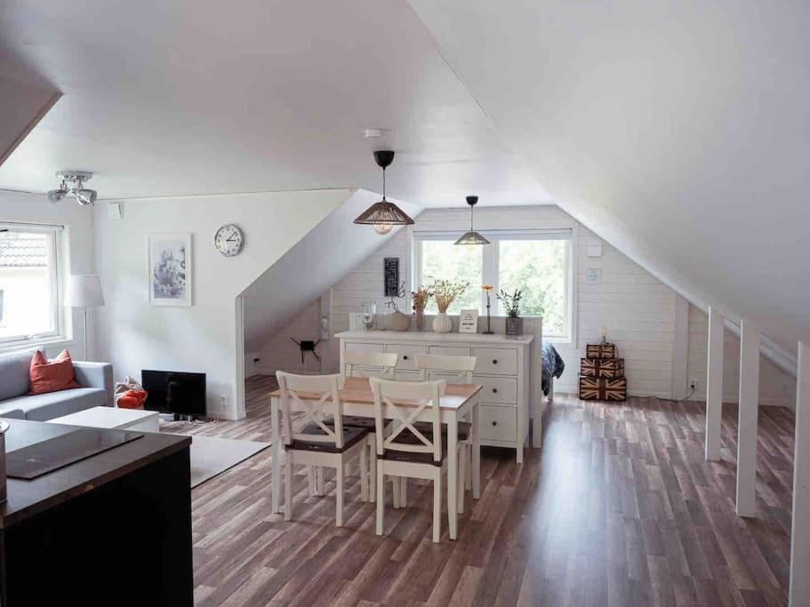 A Lovely Bright Apartment With It'S Own Entrance Kungsbacka község Kültér fotó